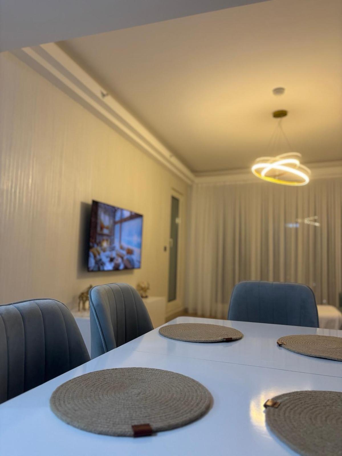The Sky View Apartment